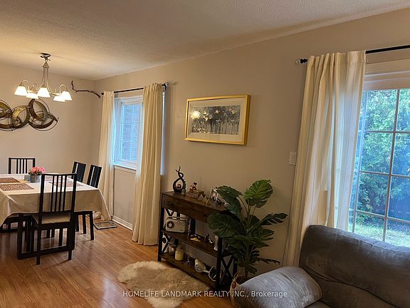 3rd image of 6043 Chidham Cres