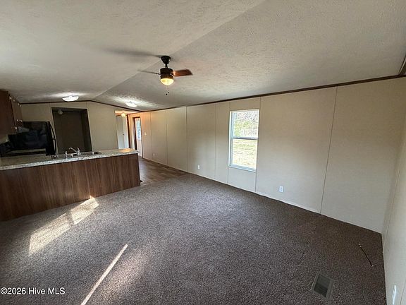 3rd image of 840 Belgrade Swansboro Road