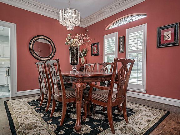 4th image of 8430 Burwood Park Dr