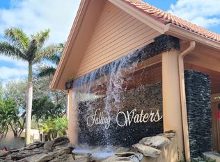 2329 Hidden Lake Dr APT 9, Naples, FL 34112