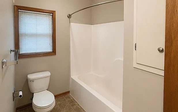 792 Lillian St #792 — Photo 5