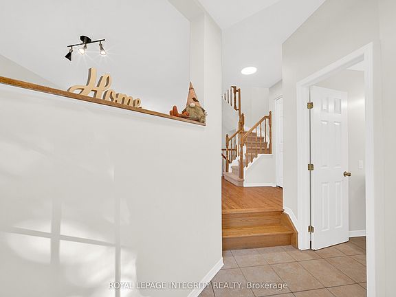 3rd image of 3 Binbury Way