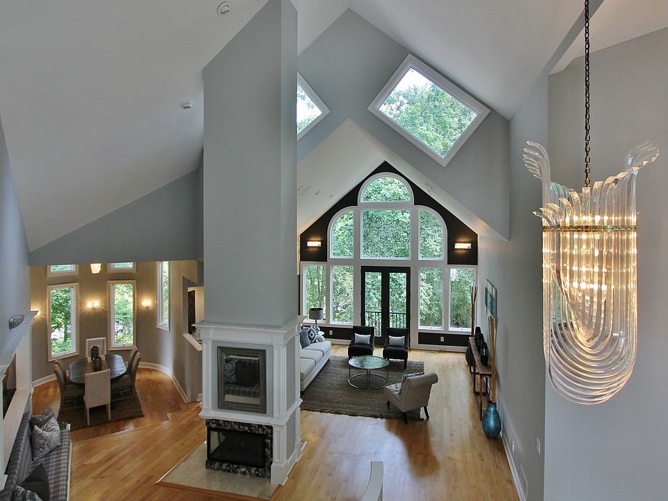 1st image of 5095 Johns Creek Ct