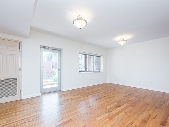 3rd image of 28-43 37th St #3L