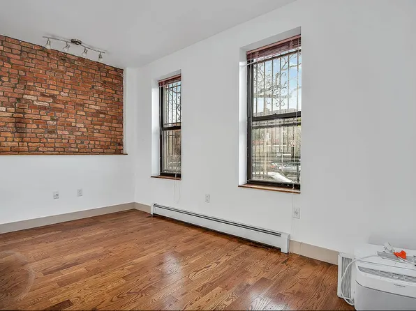 1886 Eastern Parkway image 1 of 8