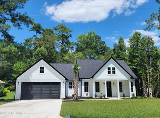 48 Country Club Dr, Shallotte, NC 28470
