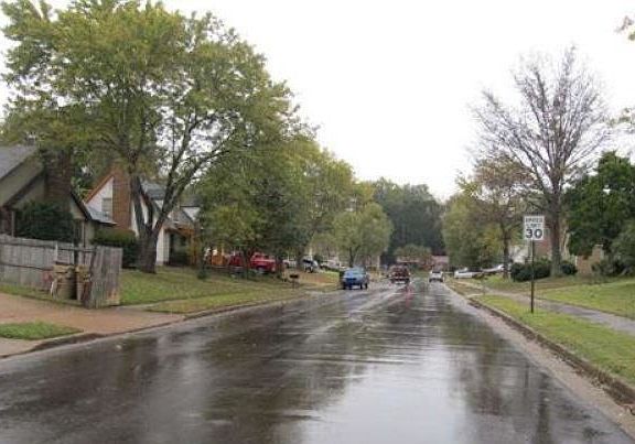 3rd image of 6017 Beauvoir Dr