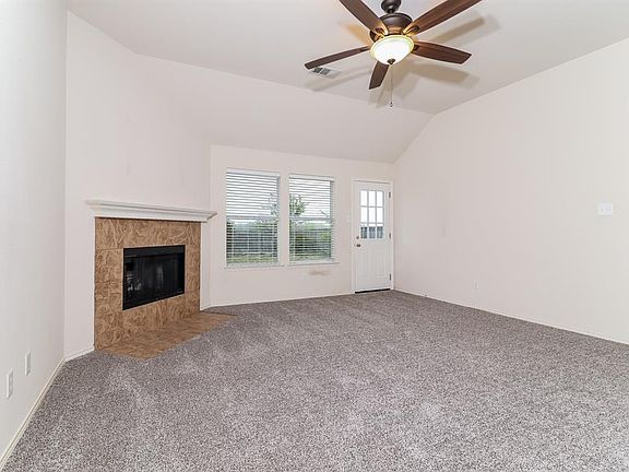 3rd image of 10464 Bear Creek Trl