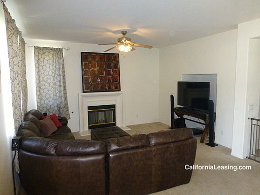 3rd image of 32132 Big Oak Ln