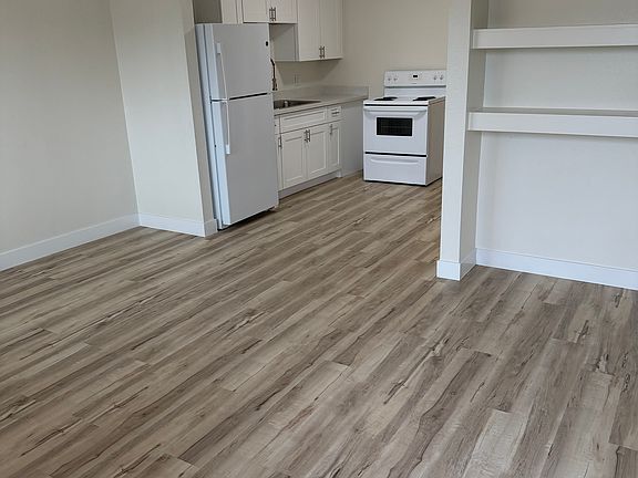 2nd image of 324 W Cleveland Ave