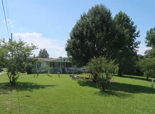 4224 Moore Hollow Rd, Woodlawn, TN 37191