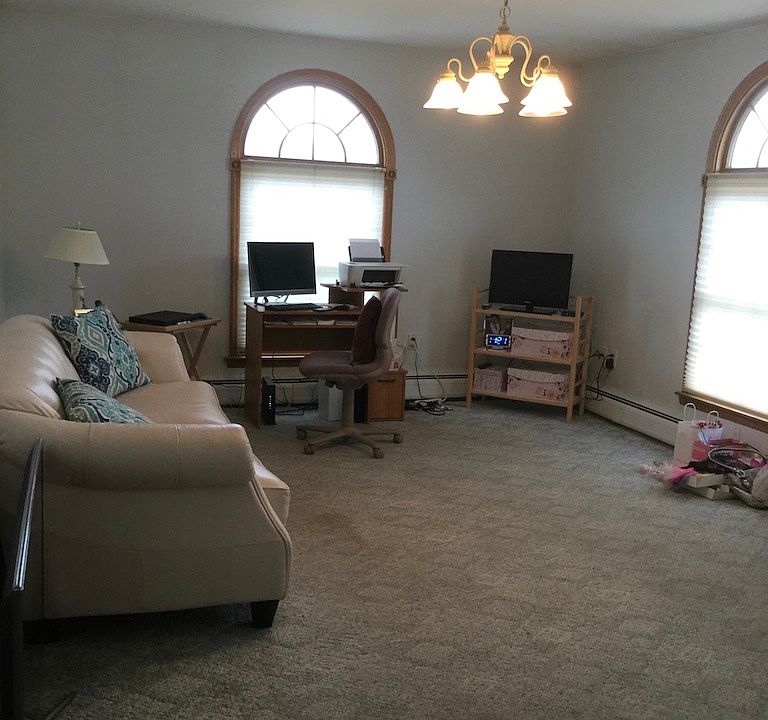 2nd image of 76 Glenroy Rd