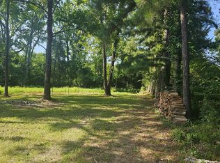 2824 Damask Ln #8, Alma, AR 72921