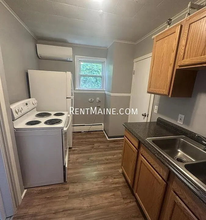 513 Main St #10