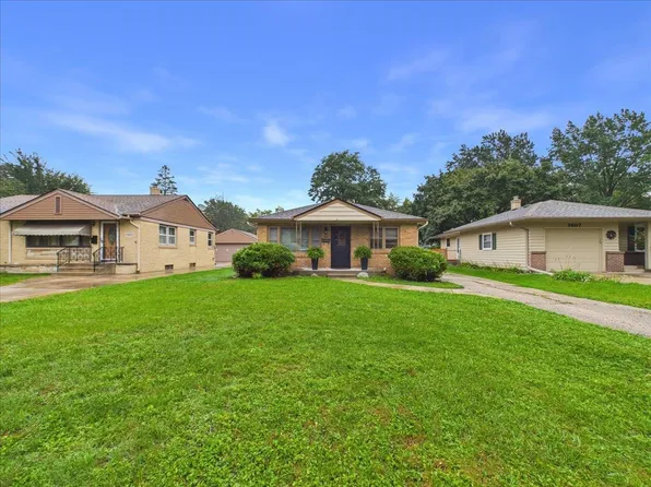 1411 Stratford Ave, Rockford, IL 61107