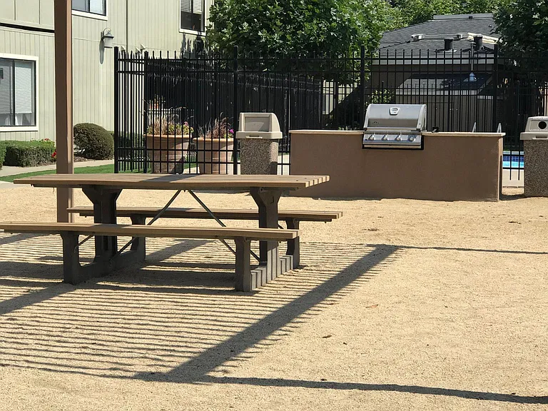820 Casanova Ave #83 — Photo 41