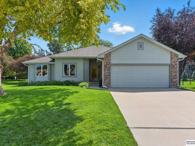 8013 S 94th St, La Vista, NE, 68128