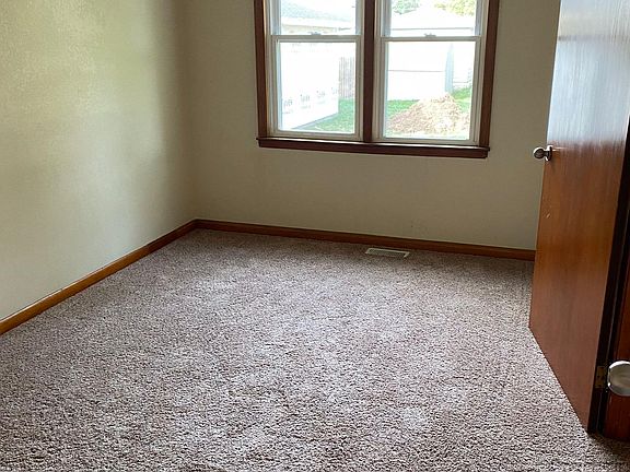 5th image of 1523 Salinger Ave