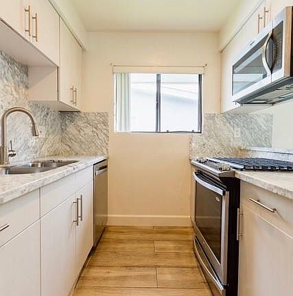 2nd image of 897 Camino Del Sur #A
