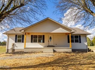 1005 Endsley Ln, Friendsville, TN 37737