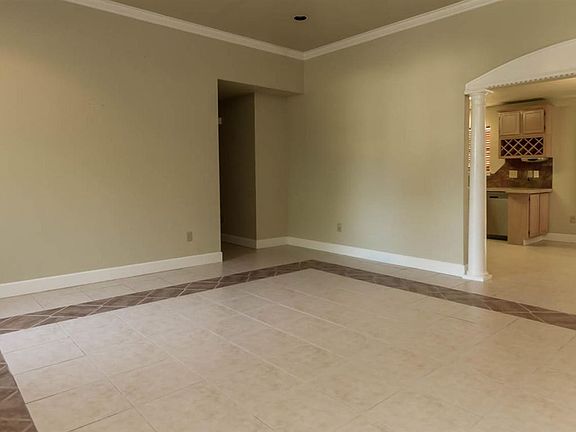 2nd image of 5390 Dawn Dr
