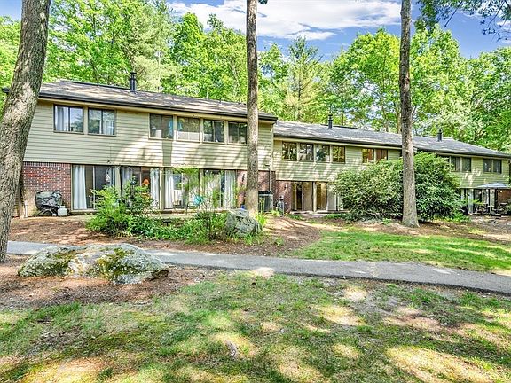 4th image of 163 Split Rock Dr #163