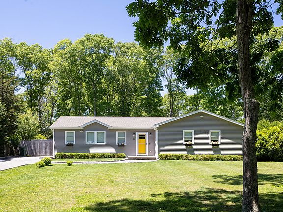 3rd image of 29 Matthews Dr