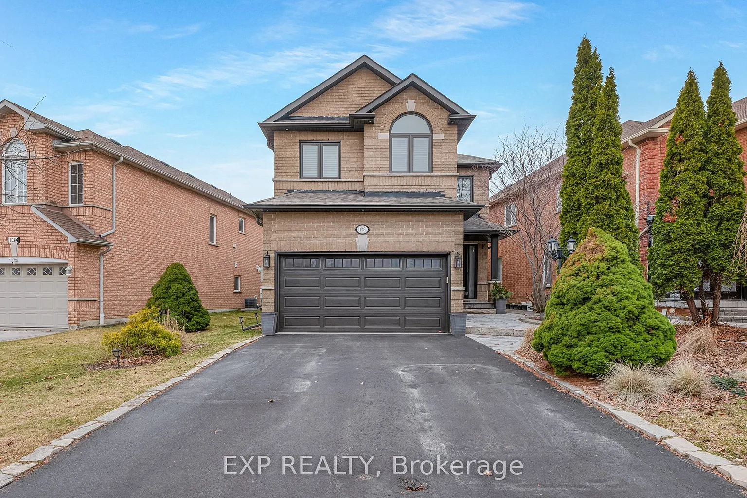 138 Princeton Gate photo 1