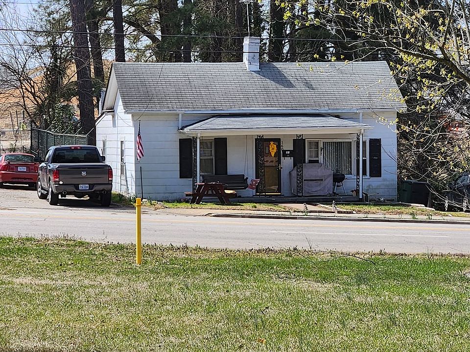 2nd image of 160 Park Ave