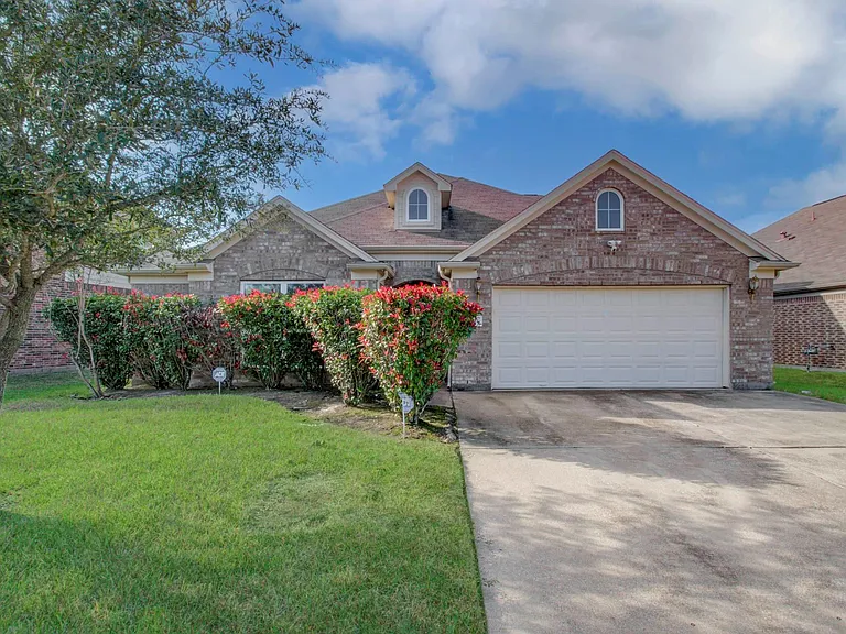 15115 Russet Bend Ln — Photo 2