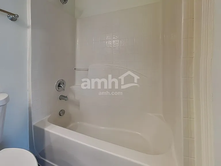 1019 Brenton Leaf Dr — Photo 12