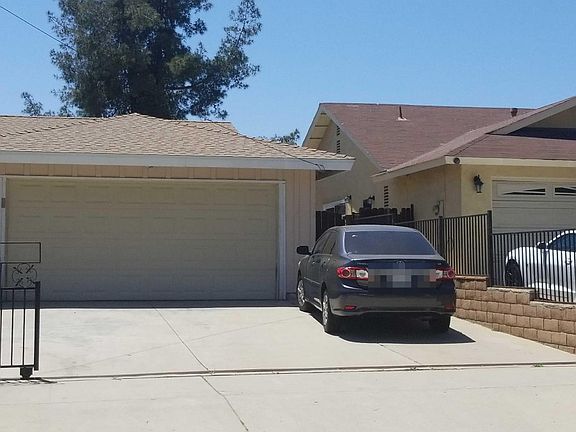 3rd image of 1360 S Fern Ave