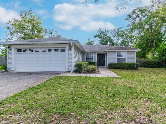 2nd image of 8497 Charlesgate Cir W
