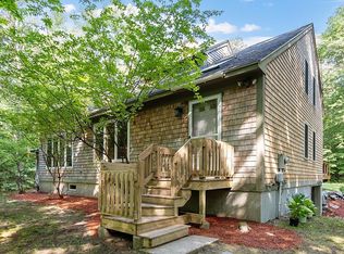 21 Lamprey Ln, Lee, NH 03861