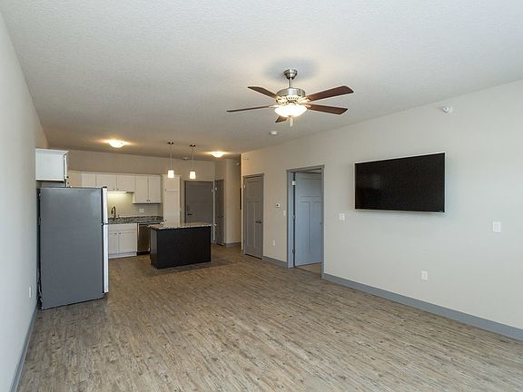 2nd image of 3400 Aurora Ave APT 204
