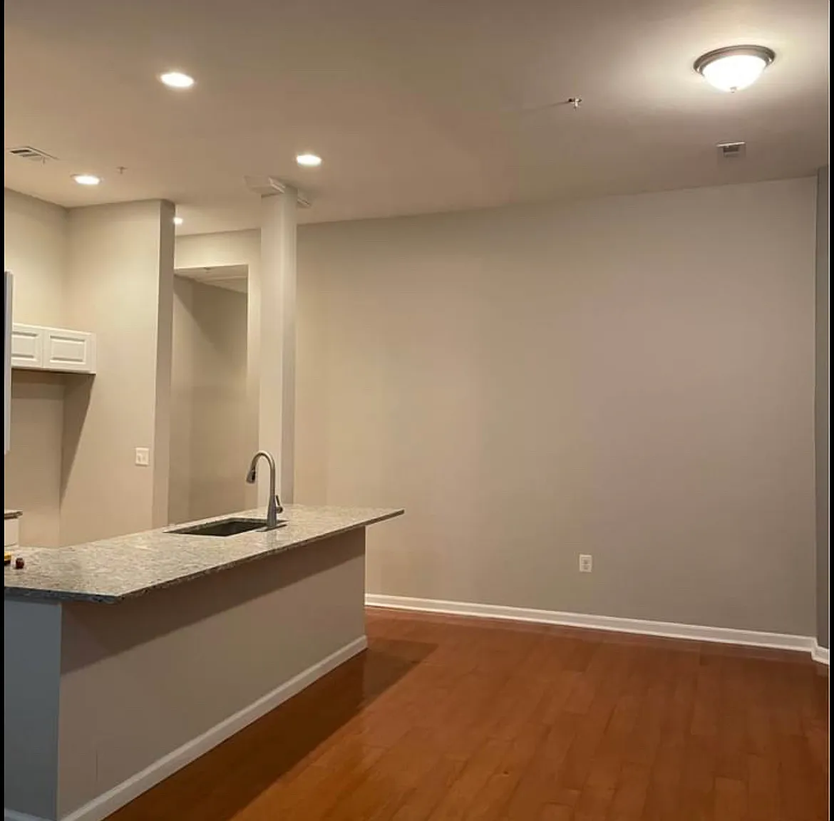 2407 Brookfield Avenue - 4 — Photo 1