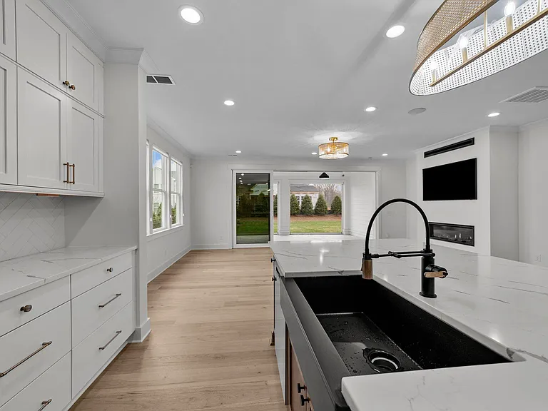 Storage galore, soft close cabinetry
