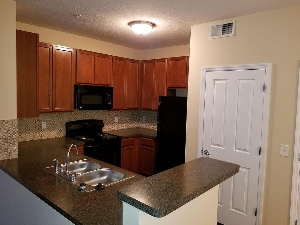 2nd image of 7320 Skyline Dr E APT 211