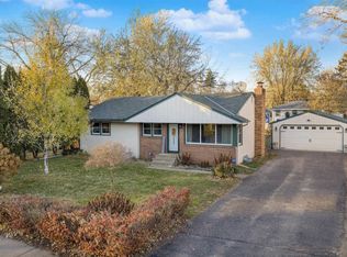 2239 17th Ave E, North Saint Paul, MN 55109