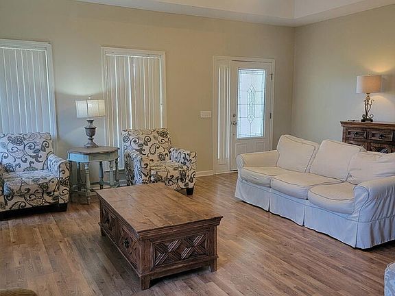 3rd image of 207 Telluride Ln