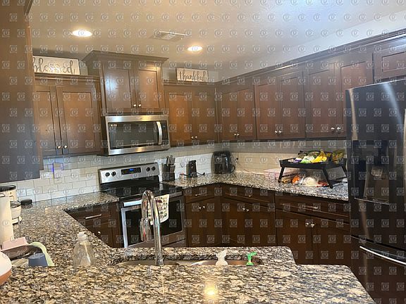 5th image of 59 Pine Grove Ln