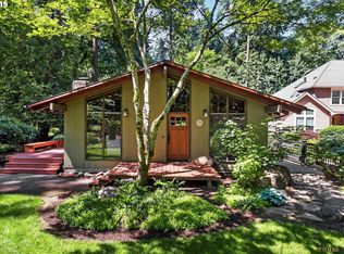 1125 N Shore Rd, Lake Oswego, OR 97034