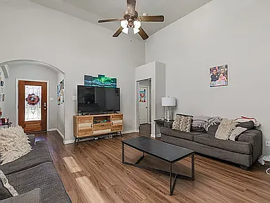 8833 Wayne St — Photo 4