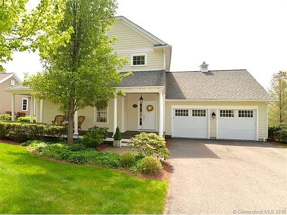 4th image of 305 Hemlock Dr