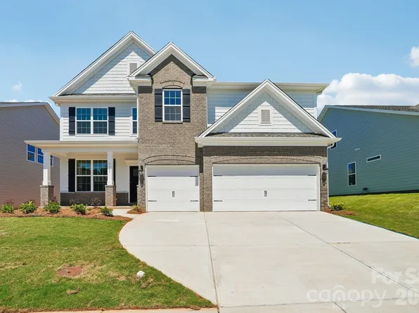 7147 Sylvan Retreat Dr, Denver, NC 28037