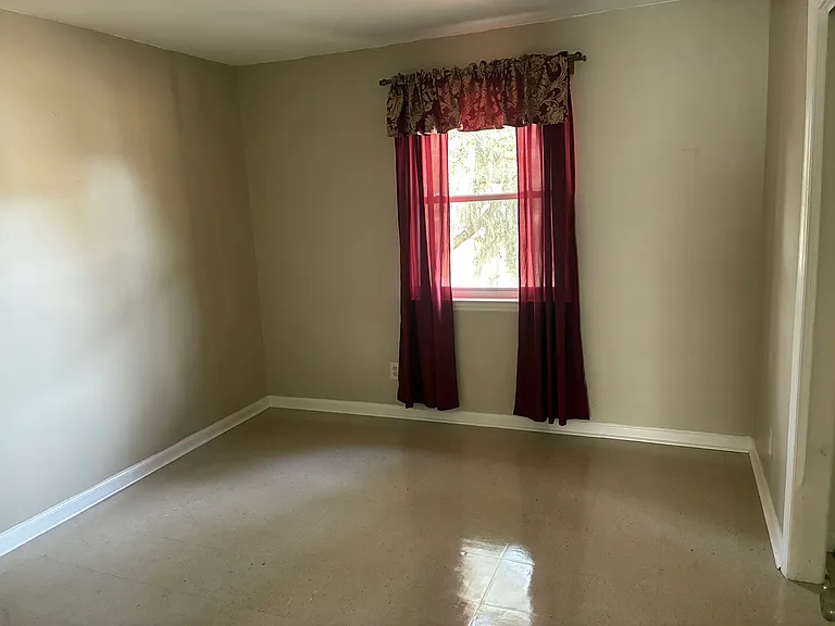 7 Oak Forest Ln — Photo 9
