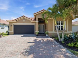 2165 SW Newport Isles Boulevard, Port St Lucie, FL 34953