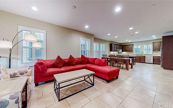 4th image of 656 W Huntington Dr APT L-1