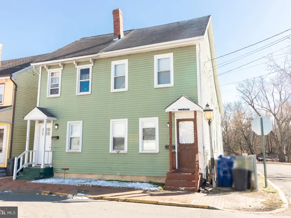 46 W Monroe St, Mount Holly, NJ 08060