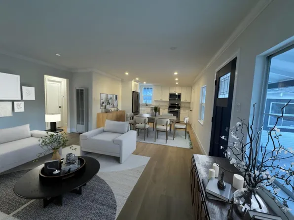 2112 Lincoln St, East Palo Alto, CA 94303